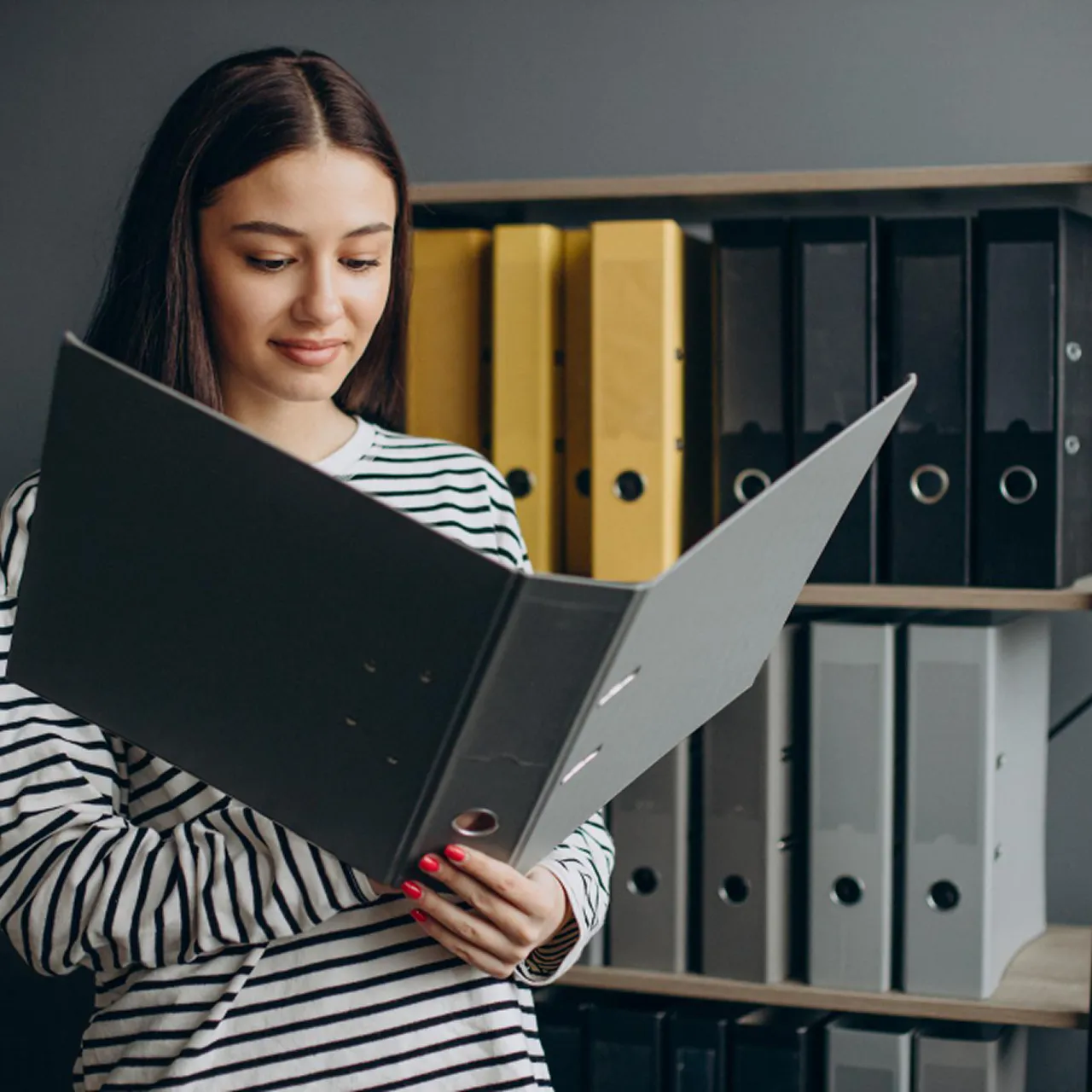 Woman working in laptop